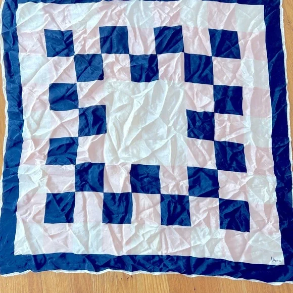 Vera Neumann Vintage Scarf - Picture 3 of 6